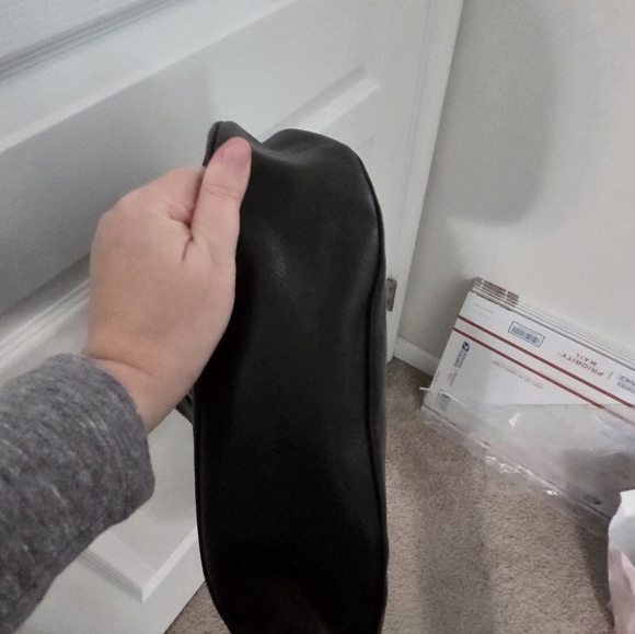 Crossbody - Picture 3 of 3